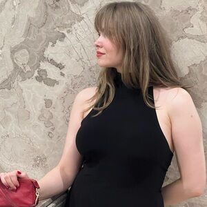 Meet your Posher, Sabrina